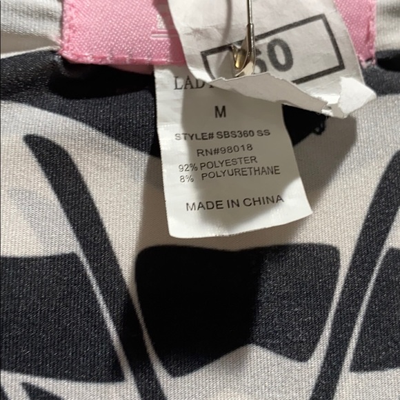 Lady Noiz beautiful top - Picture 4 of 5